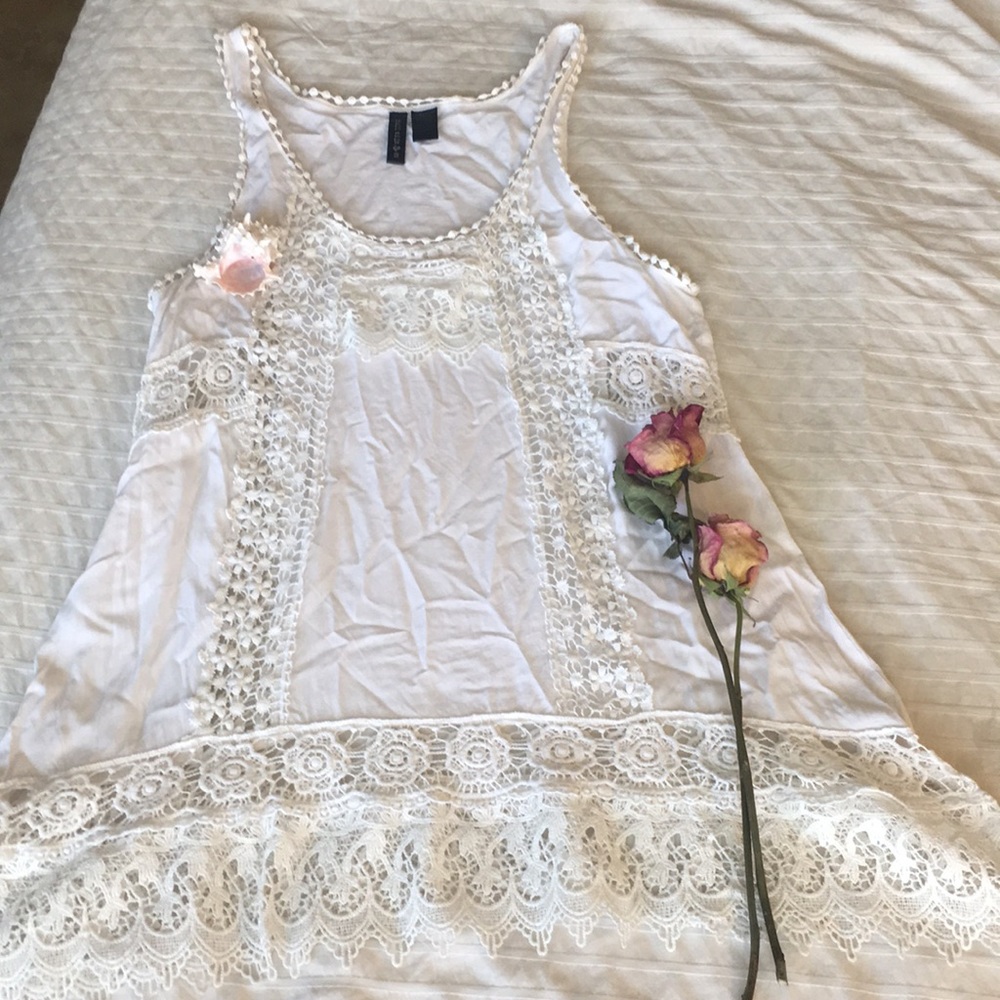White crotchet sun dress / cover up